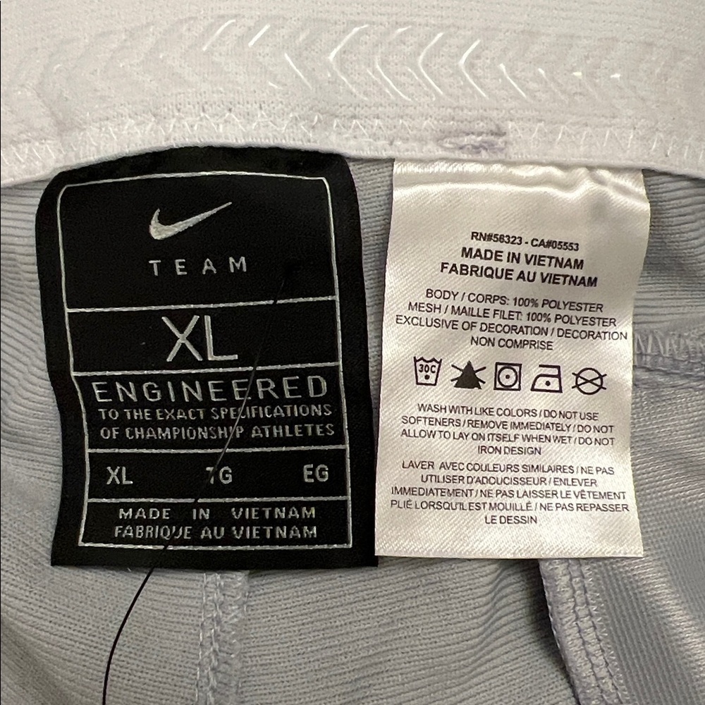Nike Gray mens Athletic Pants with Green Nike Logo - Picture 4 of 4